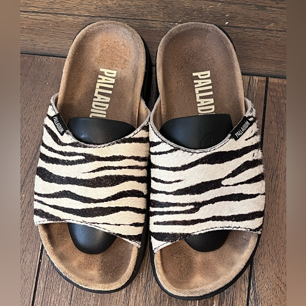 Palladium Zebra Slides Womens size 7 - Picture 6 of 10